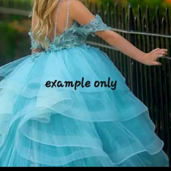 New! Blue Womens Sz 12 Elegant Blue Layered Gown - Picture 3 of 9